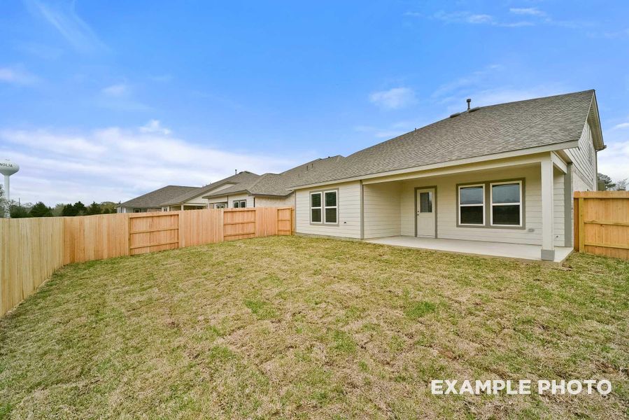 Exterior details and patio area of a home in Emberly, Beasley (Image 25).