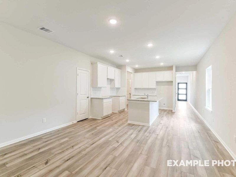 Spacious, unfurnished interior of a new home in Liberty Estates, Cleveland (Image 13).