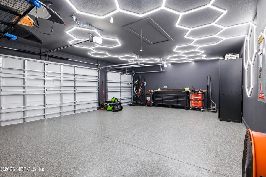 Image 71 of a home in .