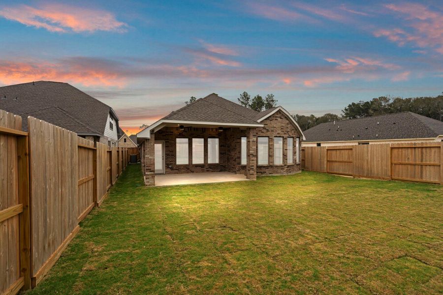 Exterior details and patio area of a home in The Highlands, Porter (Image 4).