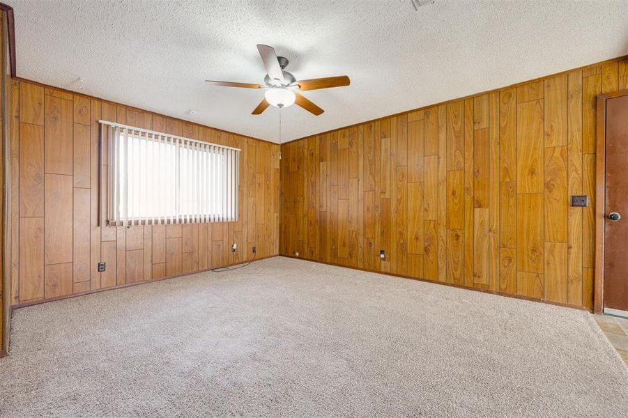 Spacious, unfurnished interior of a new home in , Blossom (Image 11).