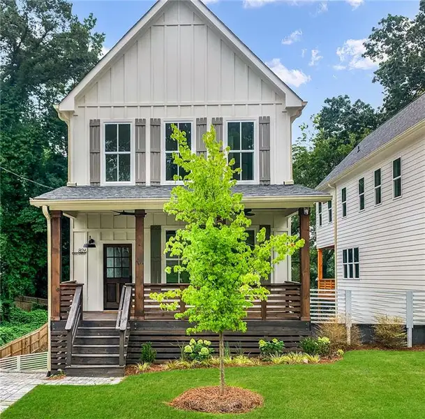 Front exterior of a new home in , Atlanta, GA, highlighting curb appeal (Image 1). Front exterior of a new home in , Atlanta, GA, highlighting curb appeal (Image 1).