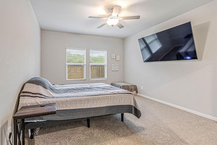Furnished interior view inside a new home in , McKinney (Image 33).