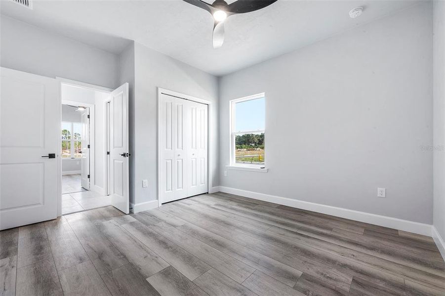 Spacious, unfurnished interior of a new home in Grand Oaks, Gainesville (Image 22).