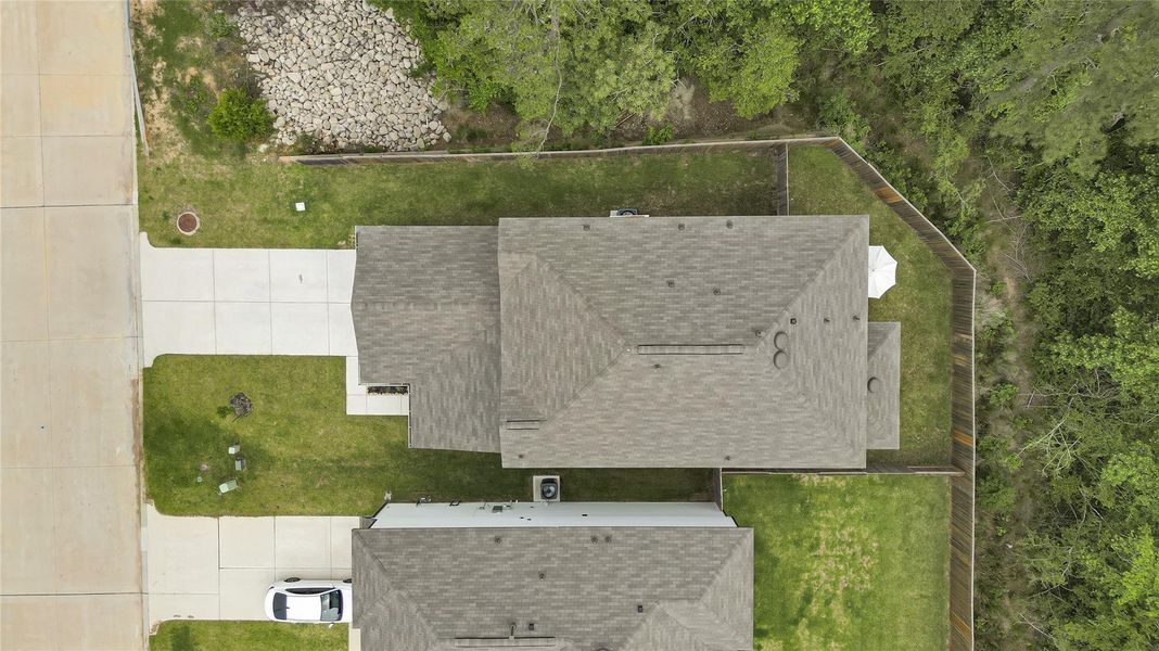 Image 31 of a home in River's Edge.