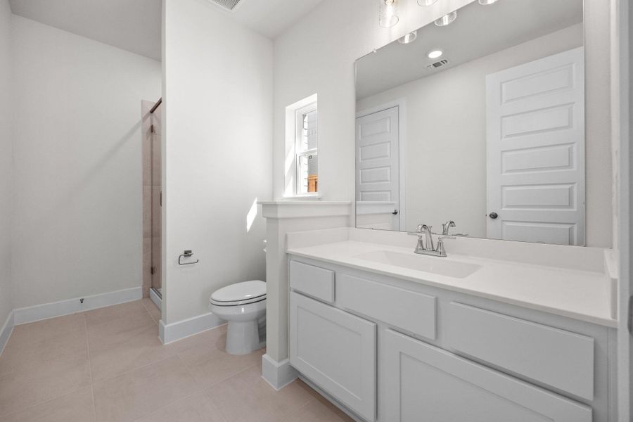 Furnished interior view inside a new home in Parmer Ranch, Georgetown (Image 12).