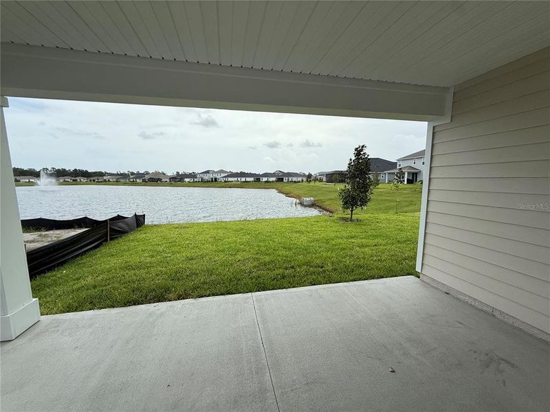 Exterior details and patio area of a home in Whiteview Village, Palm Coast (Image 3).