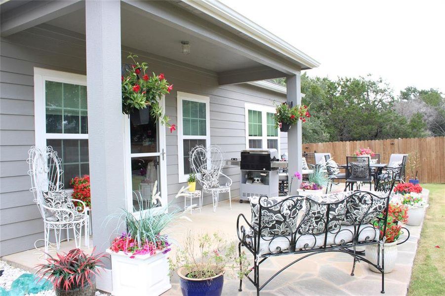 Exterior details and patio area of a home in , Granbury (Image 22).