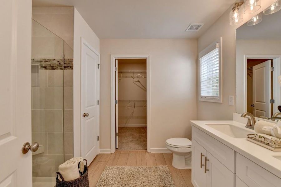 Furnished interior view inside a new home in Magnolia Grove, Mableton (Image 54). Furnished interior view inside a new home in Magnolia Grove, Mableton (Image 54).