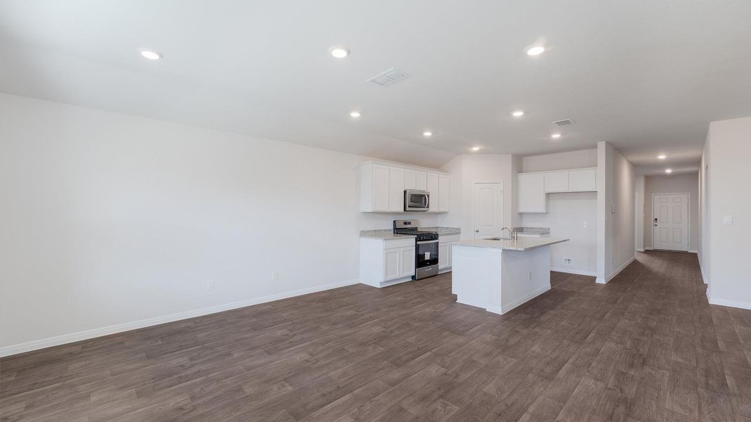 Image 19 of a home in Carillon.