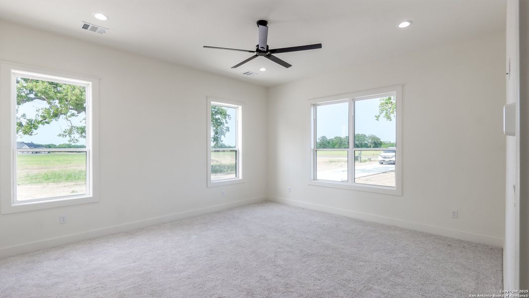 Spacious, unfurnished interior of a new home in , Iola (Image 27). Spacious, unfurnished interior of a new home in , Iola (Image 27).