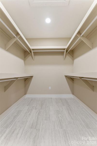 Spacious, unfurnished interior of a new home in , Hendersonville (Image 30).