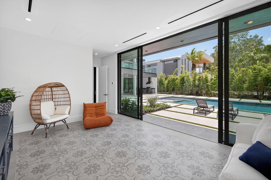 Furnished interior view inside a new home in , Fort Lauderdale (Image 15). Furnished interior view inside a new home in , Fort Lauderdale (Image 15).