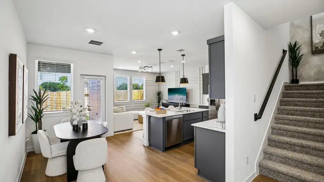 Furnished interior view inside a new home in Palmi, Houston (Image 3).