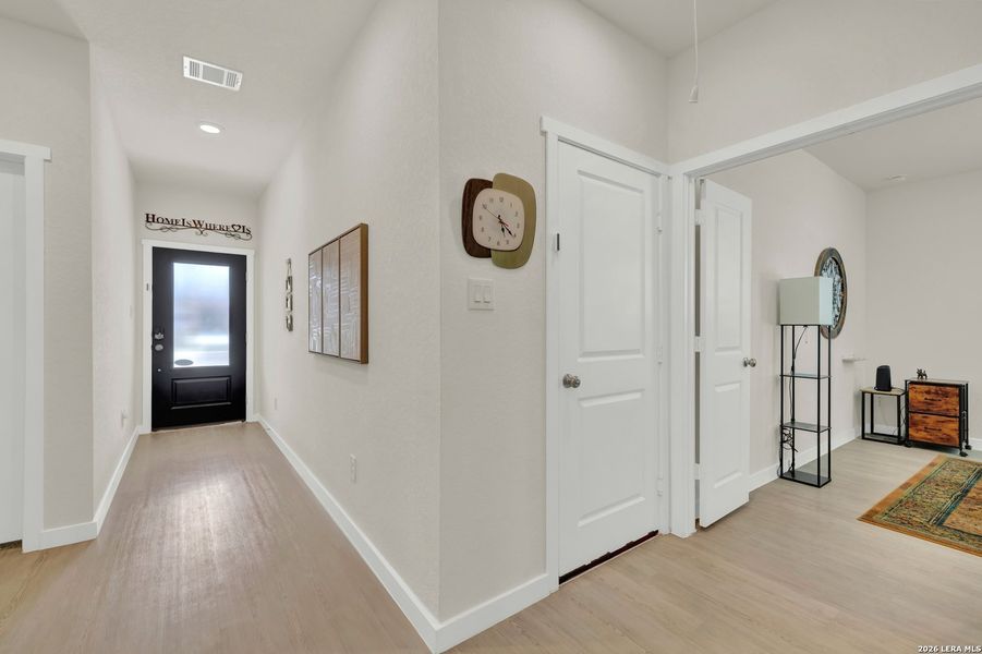 Furnished interior view inside a new home in Parkside, New Braunfels (Image 17).