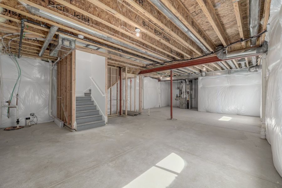 Spacious, unfurnished interior of a new home in Arras Park, Thornton (Image 37).