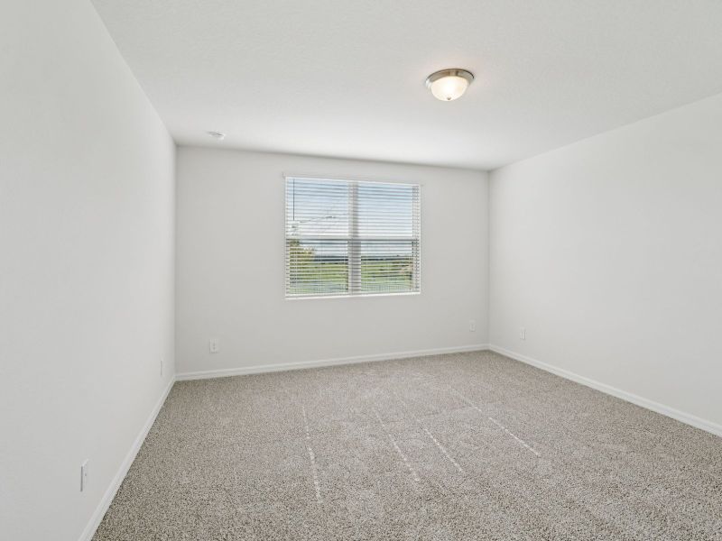 Spacious, unfurnished interior of a new home in Wynnstone - Signature Series, Davenport (Image 8).