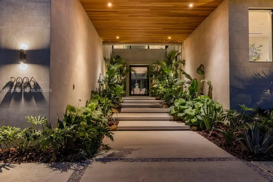 Image 68 of a home in .