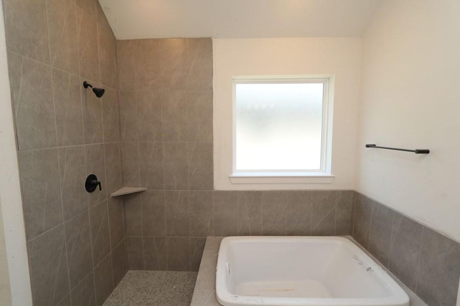 Furnished interior view inside a new home in Brookewater 55’ Homesites, Rosenberg (Image 5). Furnished interior view inside a new home in Brookewater 55’ Homesites, Rosenberg (Image 5).