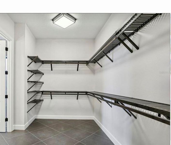 Spacious, unfurnished interior of a new home in , Auburndale (Image 19).