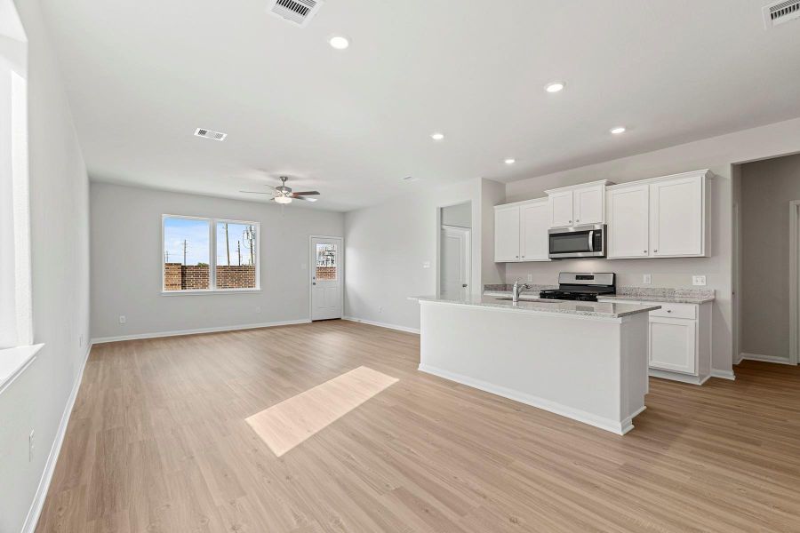 Spacious, unfurnished interior of a new home in Emberly, Beasley (Image 11).