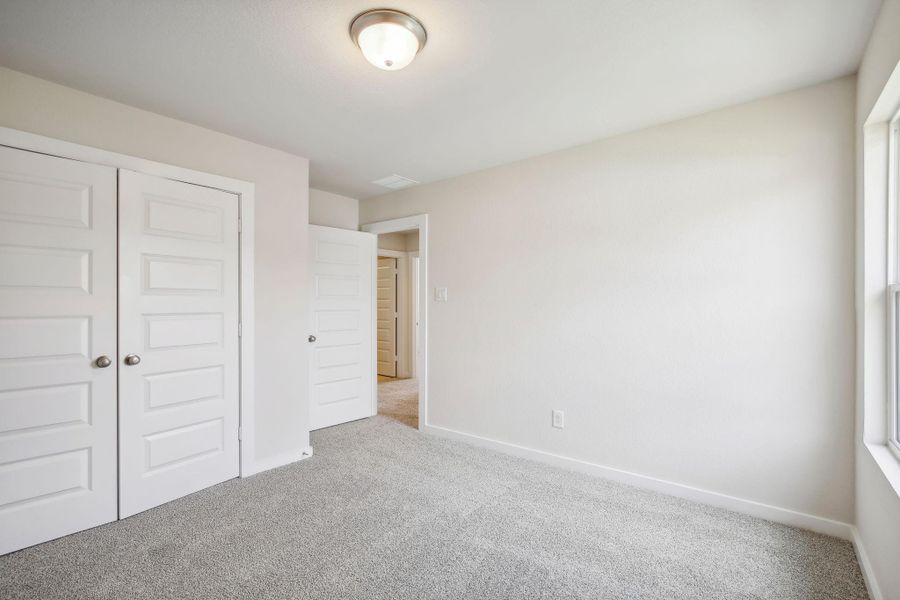 Photo is not of the actual home but is an inspirational photo of builder’s model home and may depict options, furnishings, and/or decorator features that are not included.