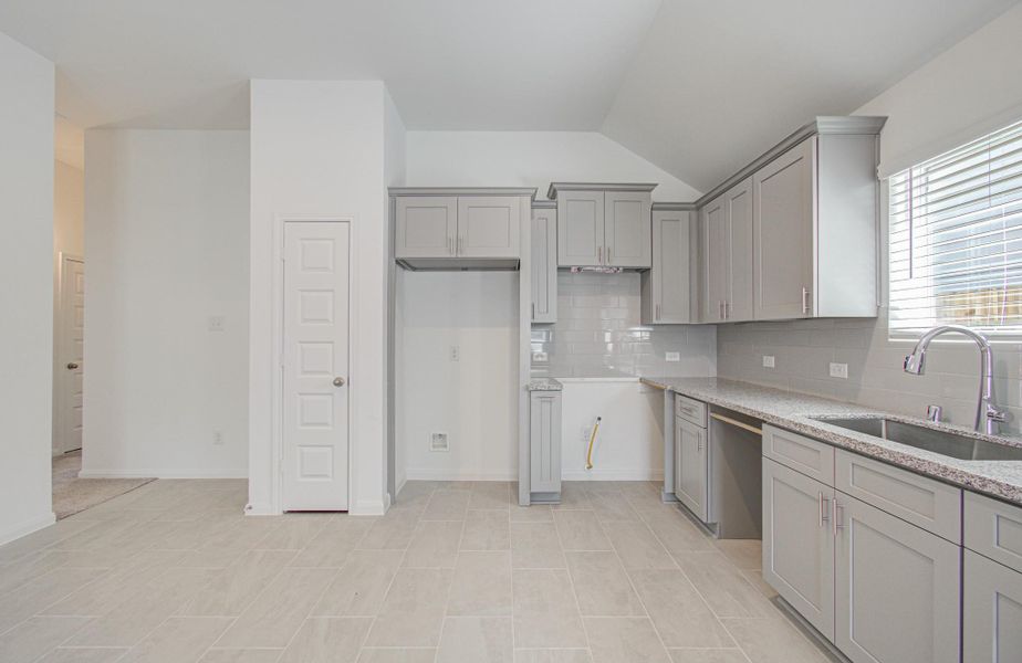 Furnished interior view inside a new home in Aldine Pines, Houston (Image 6).