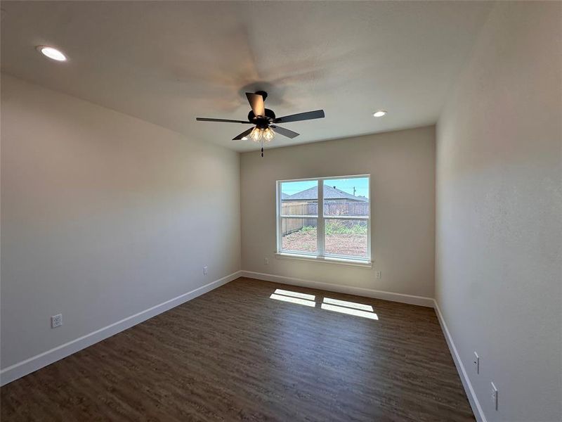Spacious, unfurnished interior of a new home in , Abilene (Image 13).