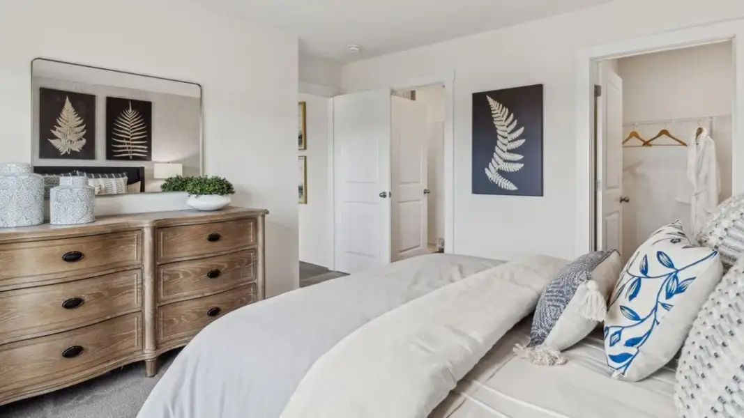 Furnished interior view inside a new home in Creekside Ridge, Dandridge (Image 12).
