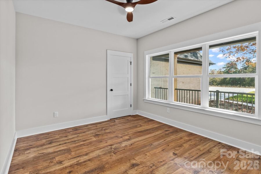 Flex Room (possible 4th BEDROOM) *home has 3 bedroom septic*