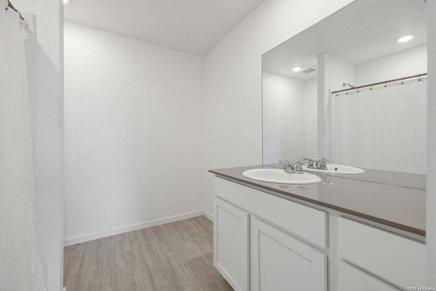 Furnished interior view inside a new home in Friendship Oaks, Fredericksburg (Image 5).