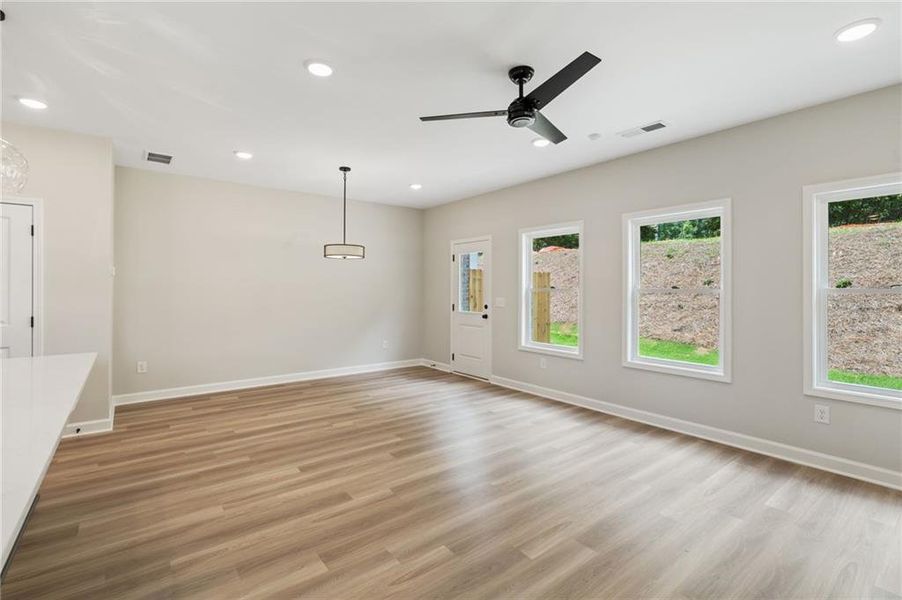 Spacious, unfurnished interior of a new home in Wildwood Place, Powder Springs (Image 16).