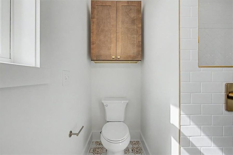 Image 70 of a home in .