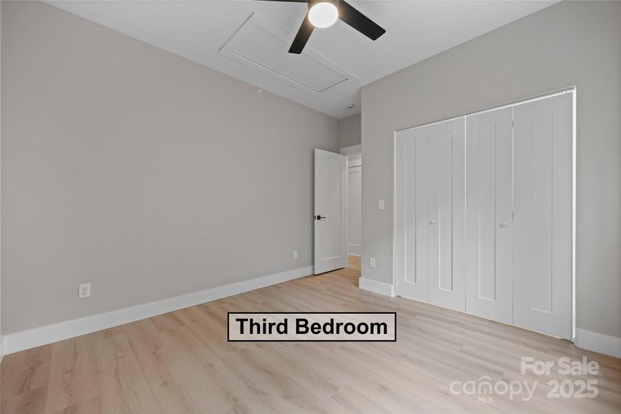 Spacious, unfurnished interior of a new home in , Asheville (Image 21).
