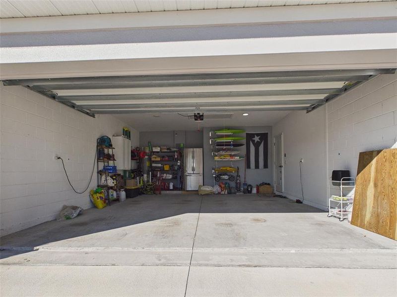 Exterior details and patio area of a home in Vineland Reserve, Osteen (Image 24).