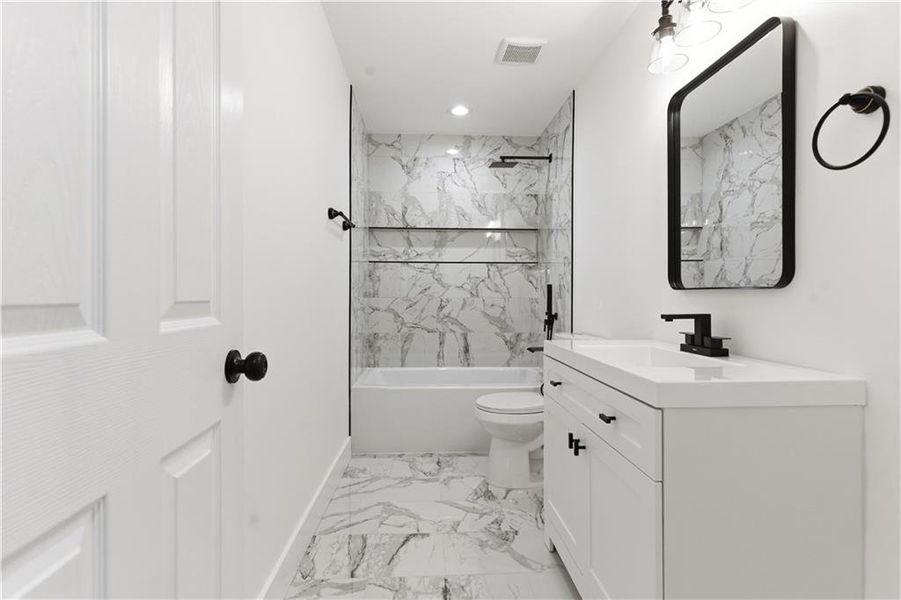 Furnished interior view inside a new home in , Cartersville (Image 8).