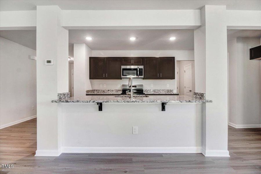 10-204 Streamlet Dr-10