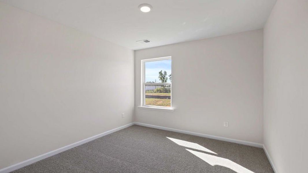 Spacious, unfurnished interior of a new home in Covington Village, Greer (Image 23).