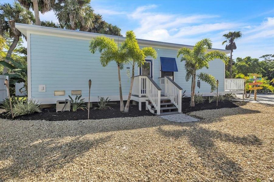 Exterior details and patio area of a home in , North Fort Myers (Image 22).