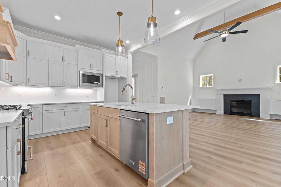 18-3903 Cedar Knls Dr _5971 18-3903 Cedar Knls Dr _5971