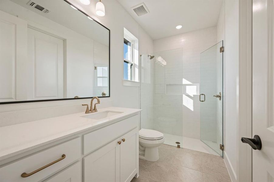 Furnished interior view inside a new home in NorthGlen, Haslet (Image 8).
