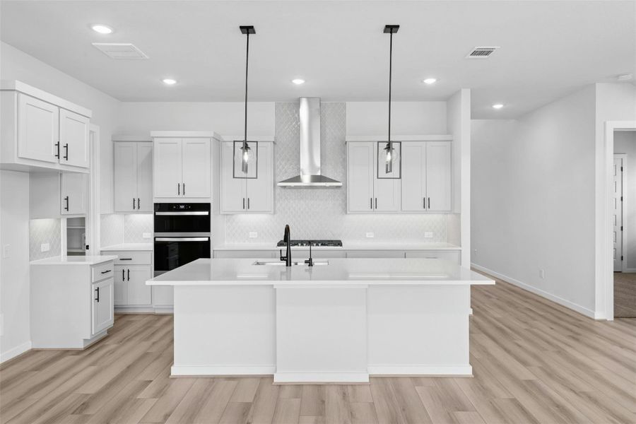 Furnished interior view inside a new home in East View Farms, Georgetown (Image 7).