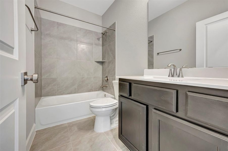 Furnished interior view inside a new home in Indigo 50’ Homesites, Richmond (Image 15).