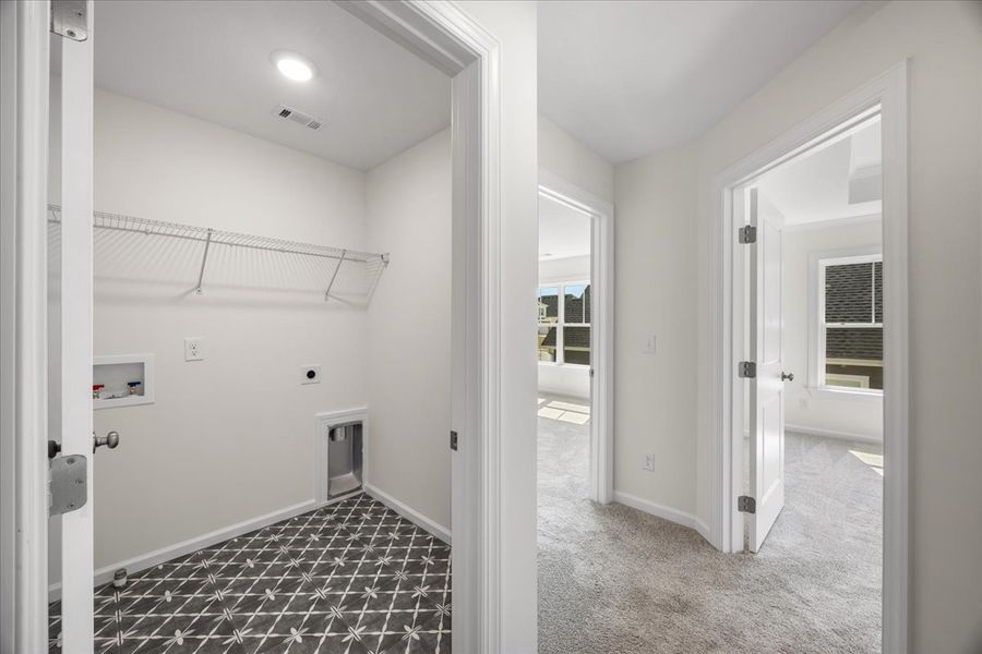 Spacious, unfurnished interior of a new home in Crawford Creek, Grovetown (Image 25).