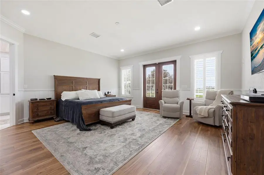 Furnished interior view inside a new home in , Bronson (Image 6).