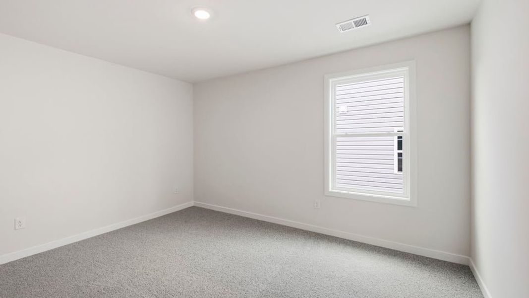 Spacious, unfurnished interior of a new home in Seven Oaks, Greenwood (Image 35).