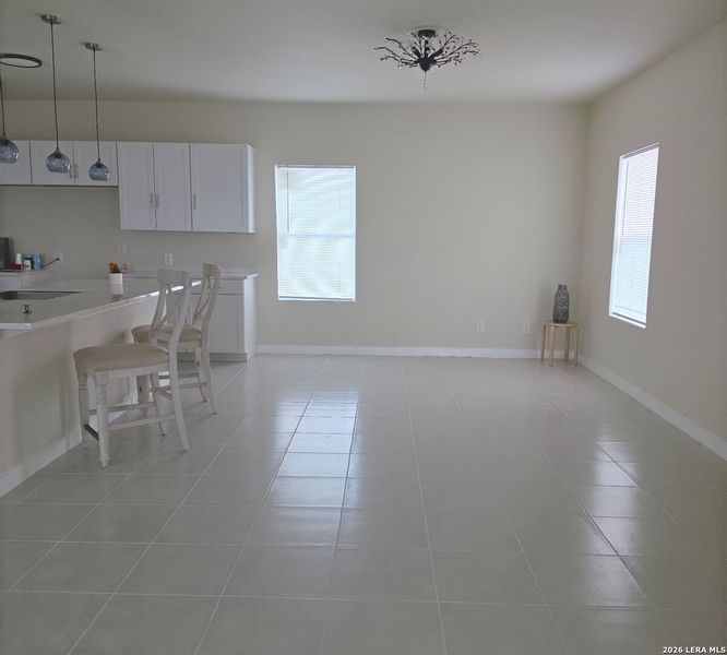 Spacious, unfurnished interior of a new home in , New Braunfels (Image 18).