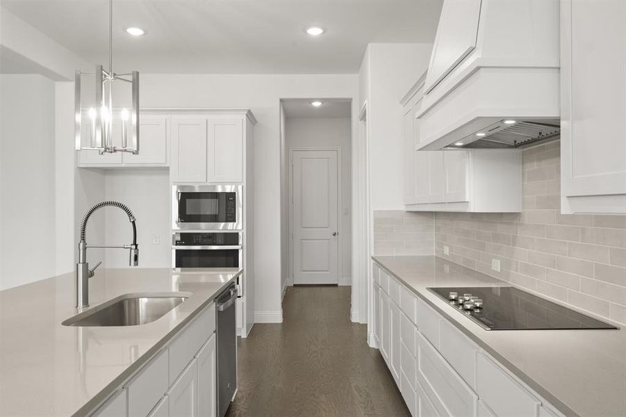 27 Old Crow- Kitchen-3 27 Old Crow- Kitchen-3