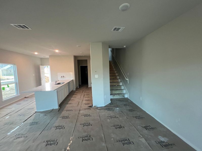 Image 4 of a home in Woodland Lakes. Image 4 of a home in Woodland Lakes.