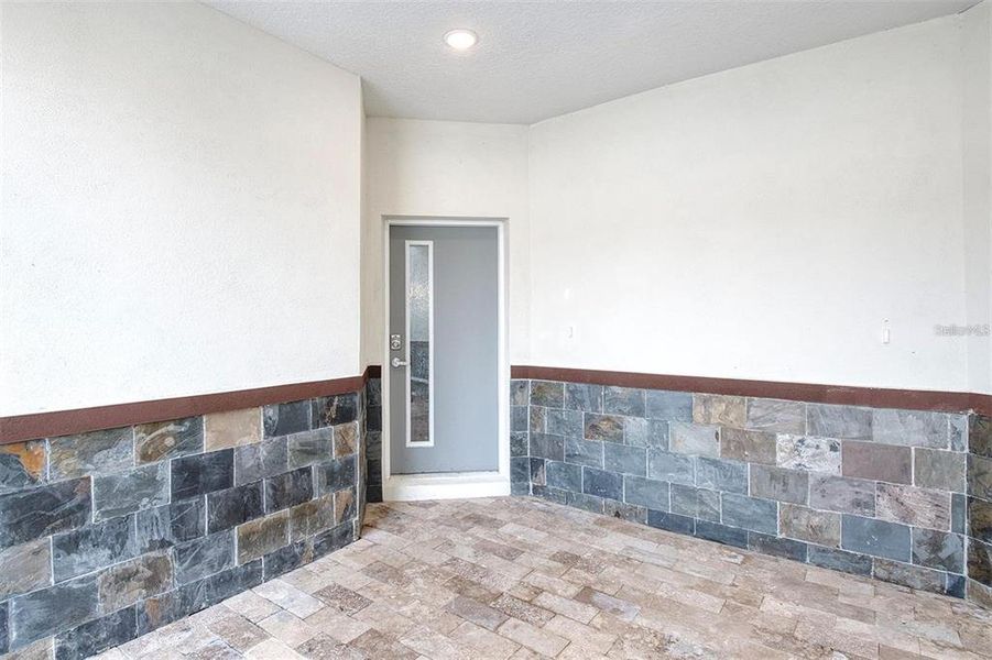 Image 40 of a home in .